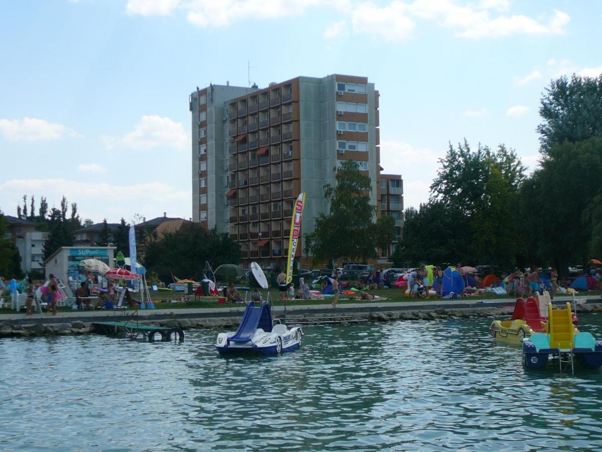 Vizparti Sas Apartman Siófok Zewnętrze zdjęcie